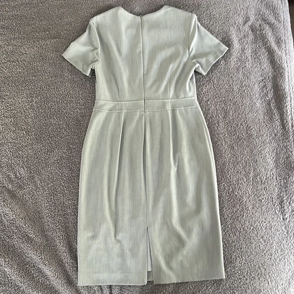 Banana Republic Gray Sheath Office Dress Size 8 Petite - Picture 2 of 8